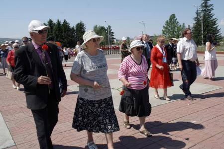 В День памяти и скорби коммунисты Забайкалья возложили цветы к Вечному огню