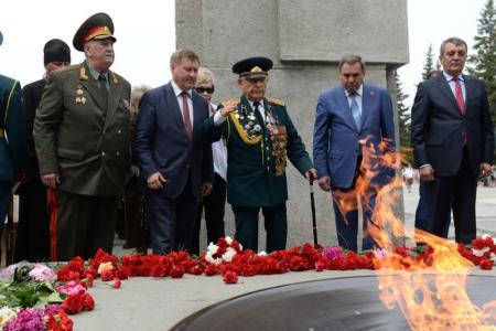 «Никто не забыт, ничто не забыто»: День памяти и скорби прошел в Новосибирске