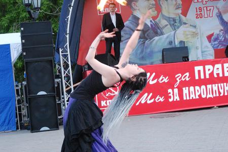 День Правды в Новосибирске завершился огненным шоу