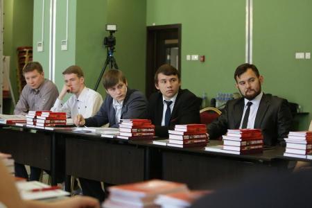 Г.А. Зюганов провел встречу в Центре политучебы ЦК КПРФ
