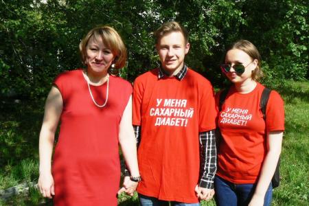 В Кургане при поддержке горкома КПРФ  прошел митинг в защиту детей, больных сахарным диабетом