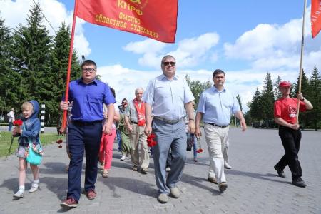 Омские коммунисты почтили память воинов Великой Отечественной