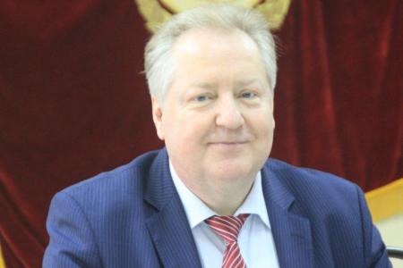 Сергей Обухов: «Уверен, что женщины покажут мужчинам, как надо сражаться за губернаторство!»  Пресс-конференция в Саратове секретаря ЦК КПРФ