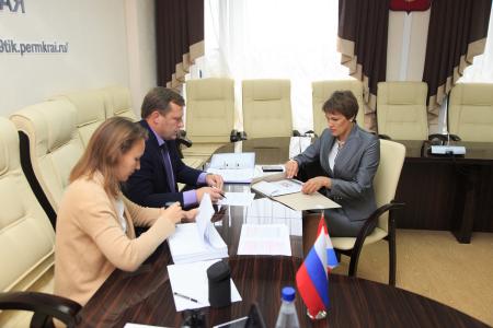 Кандидат от КПРФ Ирина Филатова подала документы для регистрации на выборах губернатора Пермского края
