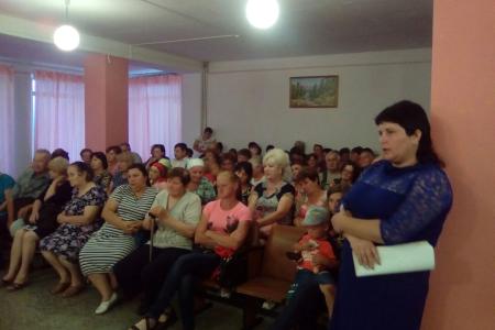Николай Харитонов провел ряд встреч с жителями своего избирательного округа