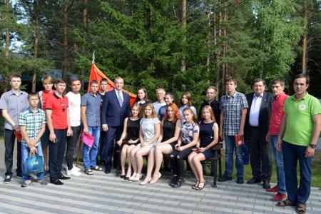 С.Г. Левченко открыл Всероссийскую Байкальскую Школу комсомольского актива