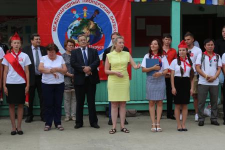 Под Иркутском при поддержке КПРФ открылся пионерский лагерь «Алые паруса»
