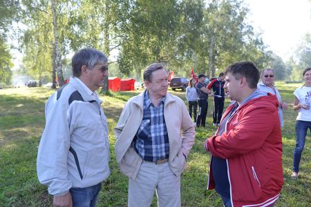Новосибирские коммунисты в шестой раз открыли партийную Спартакиаду