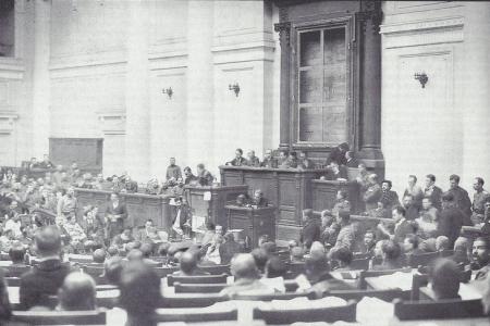Проект KPRF.RU "Хроника революции". 30 июня 1917 года: Принято решение об организации Всероссийского ЦИКа, ответственного перед Всероссийским съездом Советов