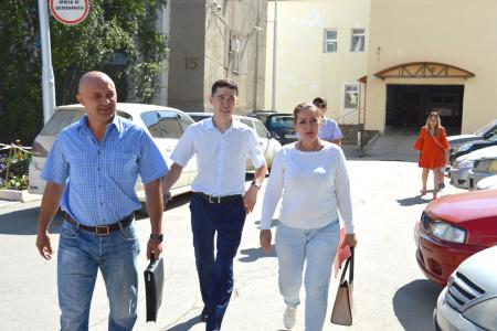 Якутия. От КПРФ на выборы главы города Нерюнгри пойдет коммунист Олег Пустовой, а мэра Якутска - Радий Васильев