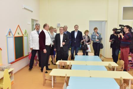 «Здесь есть все, что нужно для сердца, ума и души человека». Фракция КПРФ в Госдуме провела выездное мероприятие в подмосковном совхозе имени Ленина