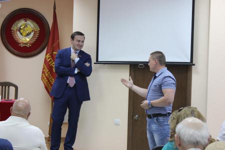 Юрий Афонин: У сталинградской парторганизации есть все, чтобы стать одной из передовых в стране 