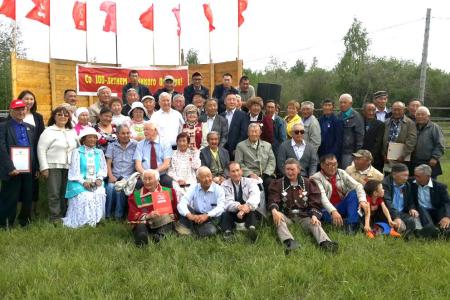 Республика Саха (Якутия). Конференция Нюрбинского райкома КПРФ, посвященная 100-летию Великой Октябрьской социалистической революции