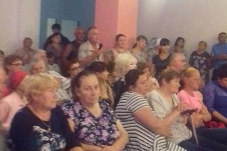 Николай Харитонов провел ряд встреч с жителями своего избирательного округа