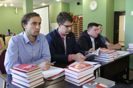 Г.А. Зюганов встретился со слушателями Центра политической учебы ЦК КПРФ