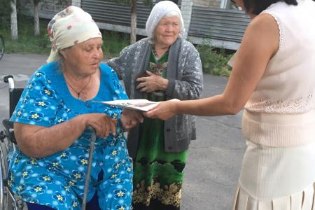 Республика Тыва. Коммунисты посетили Дом для престарелых граждан