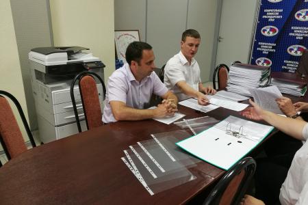 Коммунисты Краснодарского края представили в Крайизбирком документы на выдвижение краевого списка по выборам депутатов Законодательного собрания края