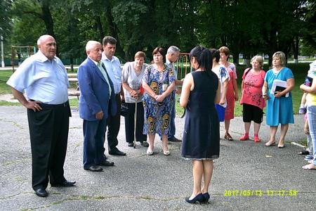 Николай Харитонов провел ряд встреч с жителями своего избирательного округа