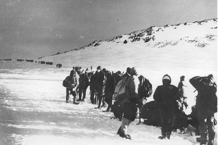 150 человек взойдут на Эльбрус в честь 100-летия революции