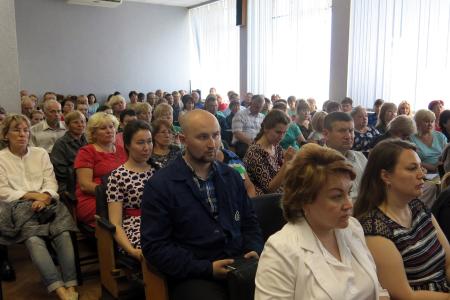В.С. Шурчанов встретился с чебоксарскими тракторостроителями