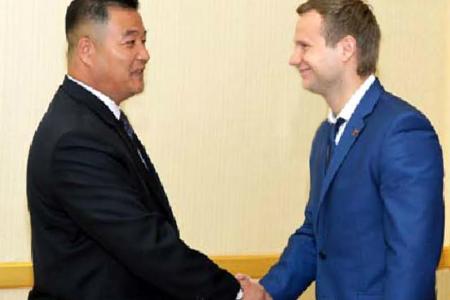 Первый секретарь ЦК ЛКСМ РФ Владимир Исаков в Пхеньяне встретился с руководством комсомола КНДР