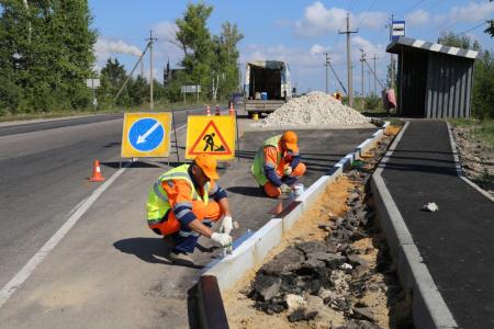 Орловская область. По поручению Губернатора-коммуниста Вадима Потомского в посёлке Глазуновка сделали безопасную дорогу