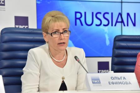 21 августа в Москве в информационном агентстве ТАСС состоялась пресс-конференция лидера КПРФ и группы женщин – кандидатов в губернаторы от КПРФ