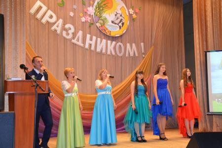 Московская область. В.И. Кашин принял участие в юбилейном торжестве в поселке Красная Пойма