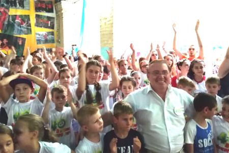 Курская область. Н.Н. Иванов приехал на юбилейный праздник в детский оздоровительный лагерь «Гайдаровец»