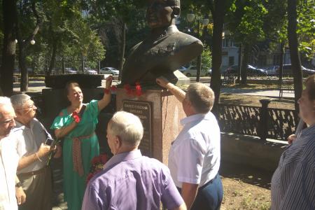 В Воронеже отметили 76-летие формирования Добровольческого Коммунистического стрелкового полка