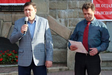 Коммунисты Челябинска требуют отправить Правительство в отставку!