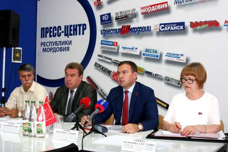 Юрий Афонин в Мордовии: «России необходима программа выравнивания уровня жизни регионов»