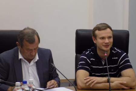 Равняться на Ивана Туркенича! Сергей Гаврилов встретился в Воронеже с комсомольцами
