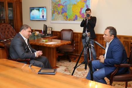 «Оценка иппон». Губернатор-коммунист,  мастер спорта по дзюдо Вадим Потомский развивает спорт в Орловской области. Видео 