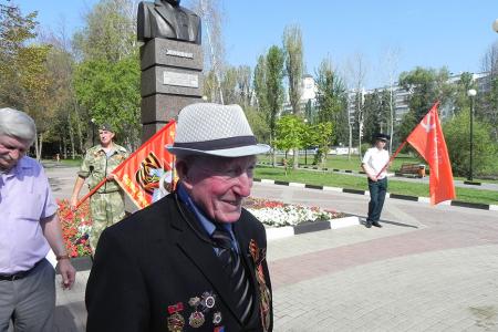 Белгородские коммунисты и их союзники отметили 74-ю годовщину освобождения Белгорода 
