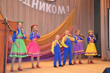 Московская область. В.И. Кашин принял участие в юбилейном торжестве в поселке Красная Пойма