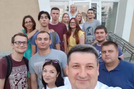 Кандидат в губернаторы Белгородской области Станислав Панов встретился с молодёжью областного центра