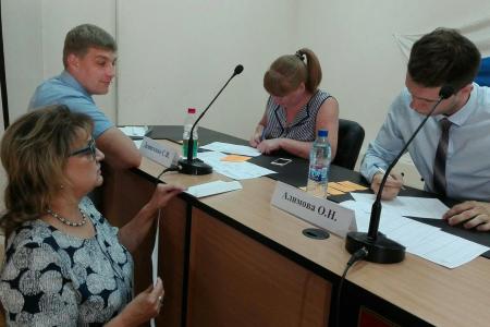 Саратовская область. Состоялась жеребьевка по распределению эфирного времени на радио и телеканалах