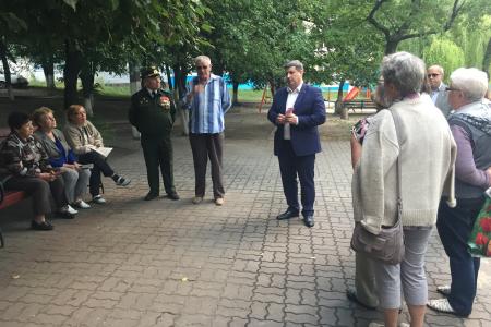 Кандидат в губернаторы Белгородской области от КПРФ Станислав Панов провел встречи с жителями Белгорода