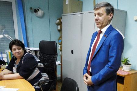 Д.Г. Новиков провел встречи с трудовыми коллективами Райчихинска и Завитинска