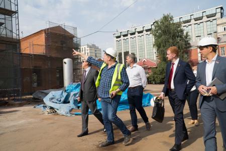 Московские коммунисты встретились с руководством ГУП "Мосгортранс"