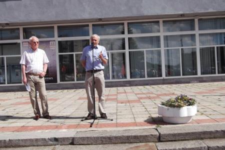 Московская область. Б.С. Кашин выступил на митинге в Черноголовке в поддержку науки