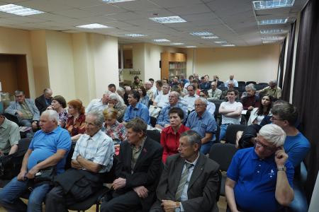 «Одна Родина, одна присяга и одна партия».  Александр Ивачев и Алексей Парфенов провели рабочую встречу с партийным активом КПРФ города Екатеринбурга