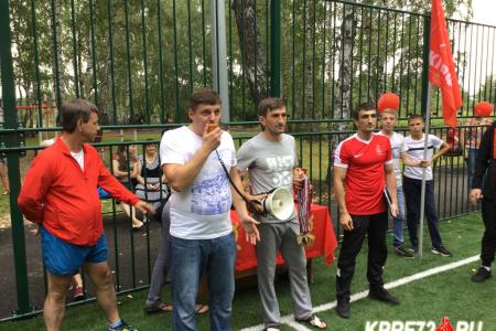 «КПРФ – за бесплатный спорт!». Коммунисты и комсомольцы Тюмени провели футбольный турнир