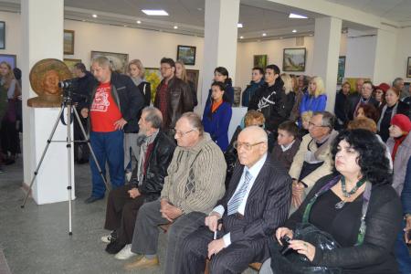 "Нарисуем революцию!". Алтайский крайком КПРФ в честь 100-летия Великого Октября учредил премию для художников