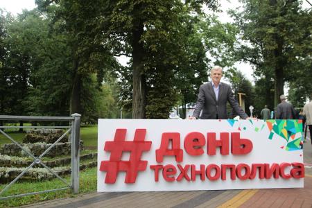 Кандидат на должность губернатора Калининградской области от КПРФ Игорь Ревин посетил город Гусев