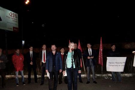Митинг КПРФ в Казани: «Нет денег на детей,  но есть на Сабантуй в Париже»