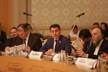 Г.А. Зюганов: более 150 иностранных делегаций приедут в РФ на 100-летие Октябрьской революции