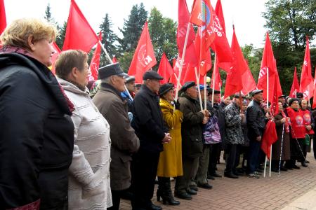 Чувашские коммунисты провели митинг в рамках Общероссийской акции протеста