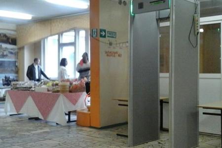 Республика Татарстан. Нижнекамская «тортугалия». С жалобой в ТИК обратилась кандидат  в депутаты от КПРФ Елена Гатина